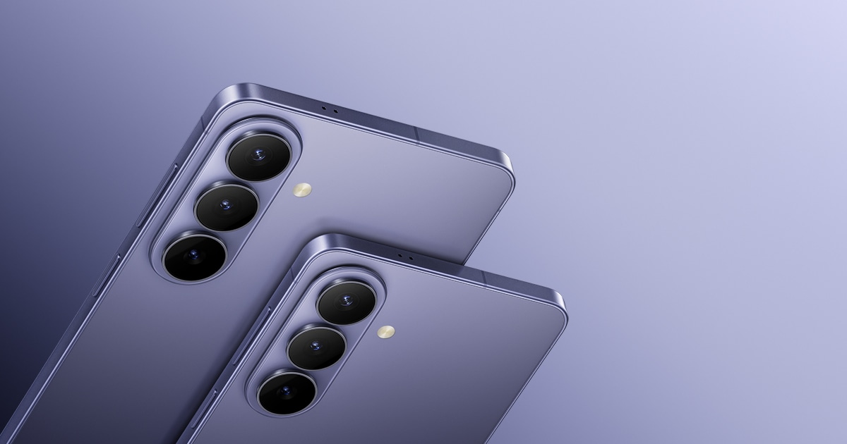 Samsung Galaxy S26 Review: Compact, Polished, and Too Familiar